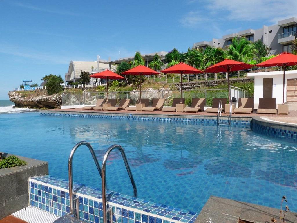 Tanjung Kodok Beach Resort Paciran Buitenkant foto